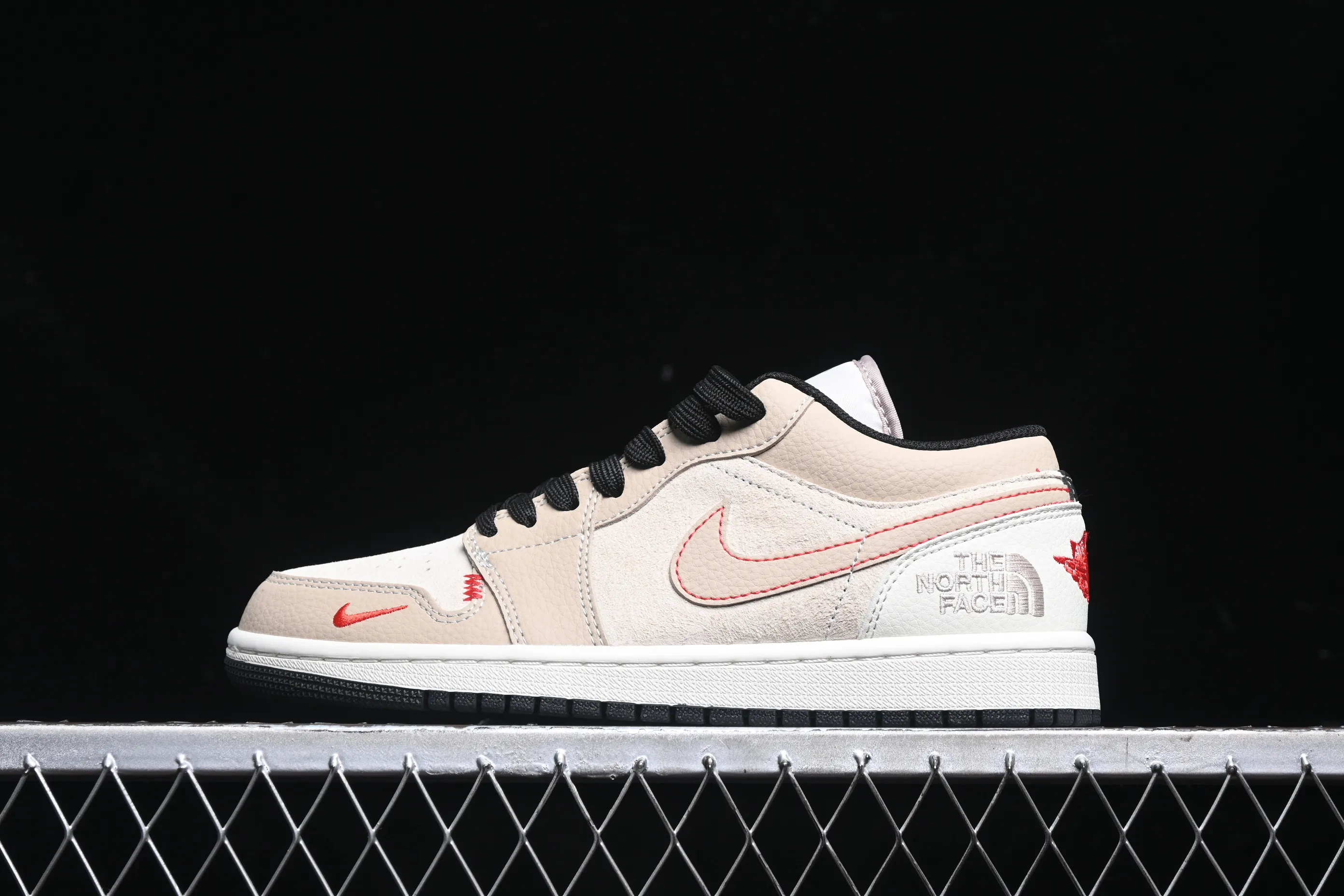 All Categories Air Jordan Jordan Series Basketball Shoes Air Jordan 1 Low Air Jordan 1 Low AJ1 Joe 1 North Face Collaboration-Law Brown High-end Customized Low-top Retro Basketball Shoes DC2024-033